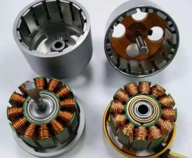 做西安電機(jī)維修，一定要知道電機(jī)的原理，**就來(lái)給大家講一講電機(jī)的原理吧