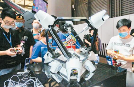 **500強，中企上榜數(shù)躍居首位